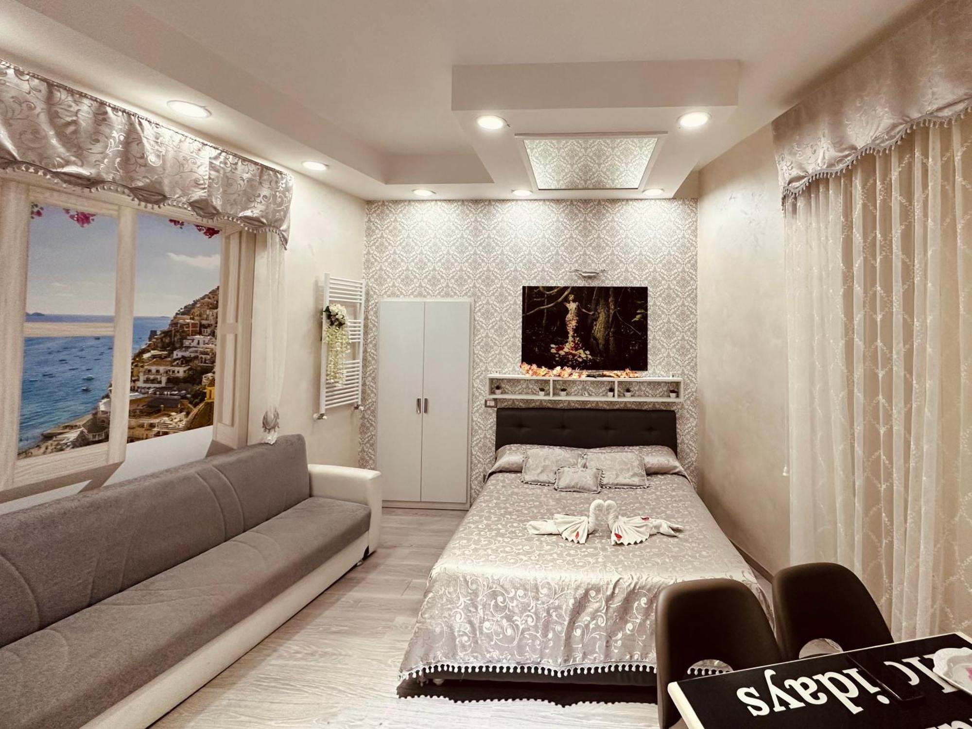 Luxury Holidays เนเปิลส์ ภายนอก รูปภาพ